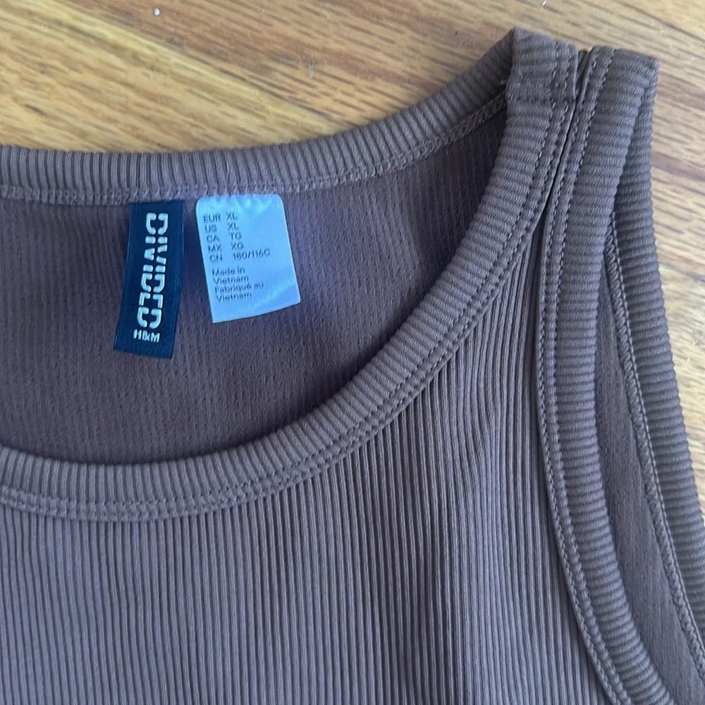H&M Brown Fitted Crop Tank Top - Picture 3 of 4